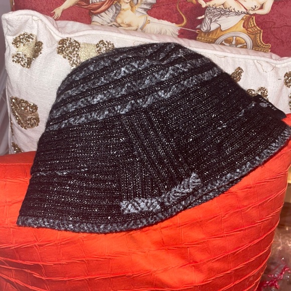 Jessica Simpson Bucket Hat - Picture 1 of 9